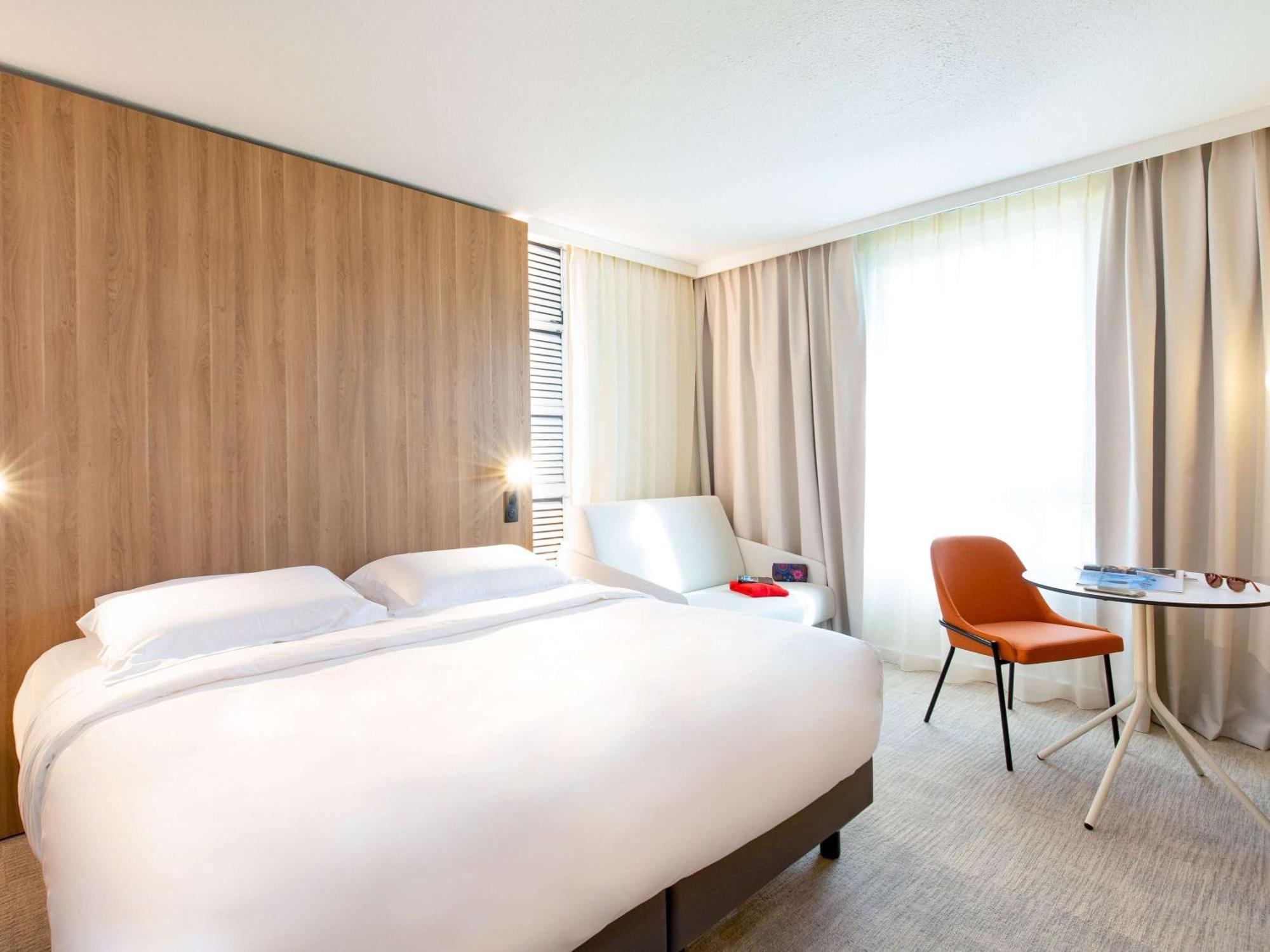 Mercure Aix En Provence Beaumanoir Aix-en-Provence Bagian luar foto