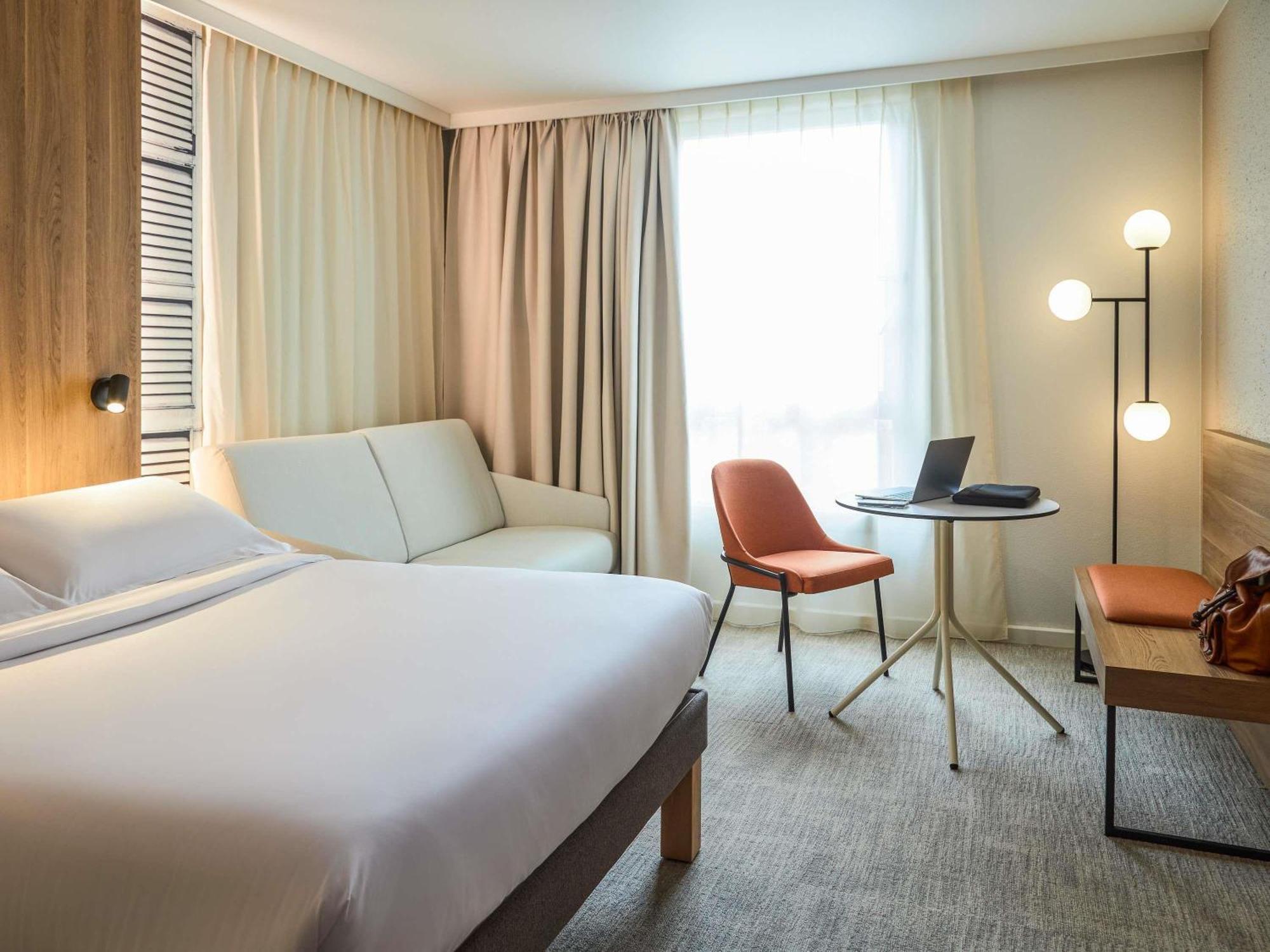Mercure Aix En Provence Beaumanoir Aix-en-Provence Bagian luar foto