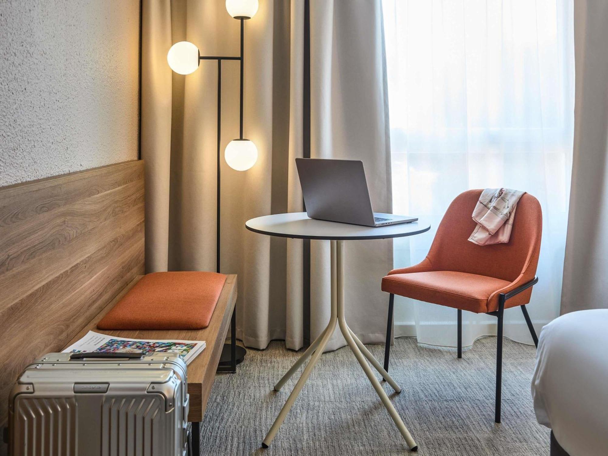 Mercure Aix En Provence Beaumanoir Aix-en-Provence Bagian luar foto